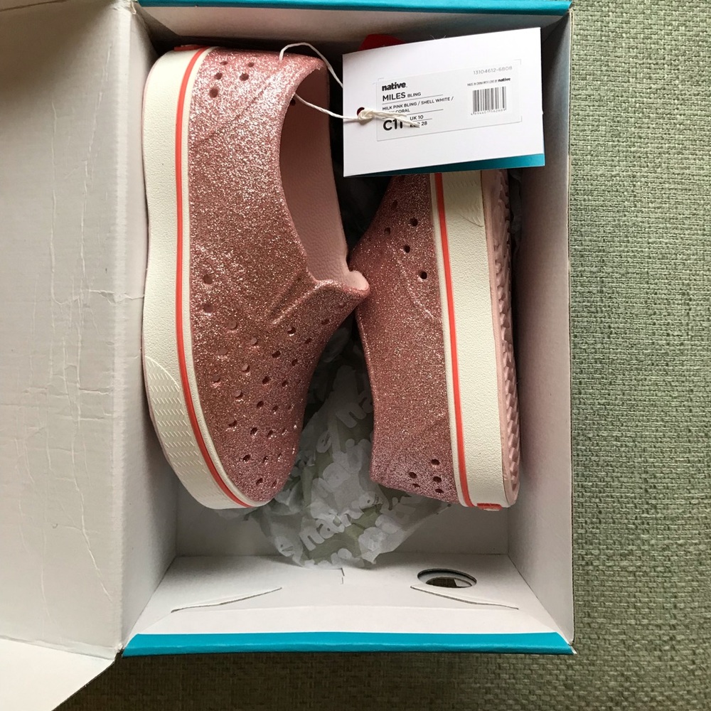 Native Miles Bling girls flats sz11 NIB
